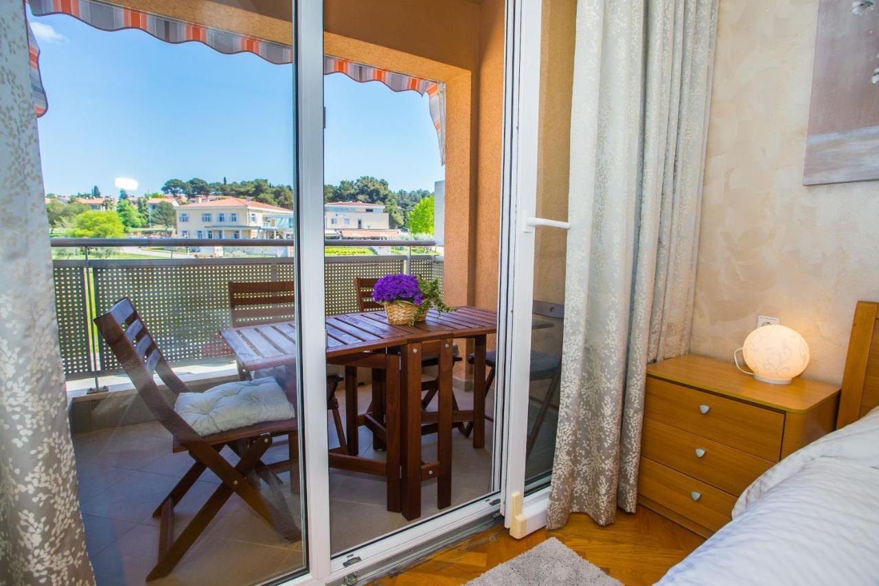 Apartment Dora Near Sea And Center With Private Garage Porec Ngoại thất bức ảnh