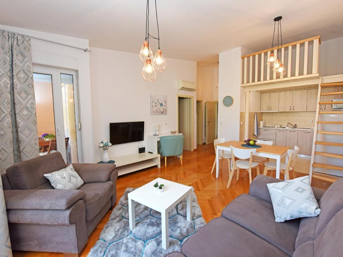 Apartment Dora Near Sea And Center With Private Garage Porec Ngoại thất bức ảnh